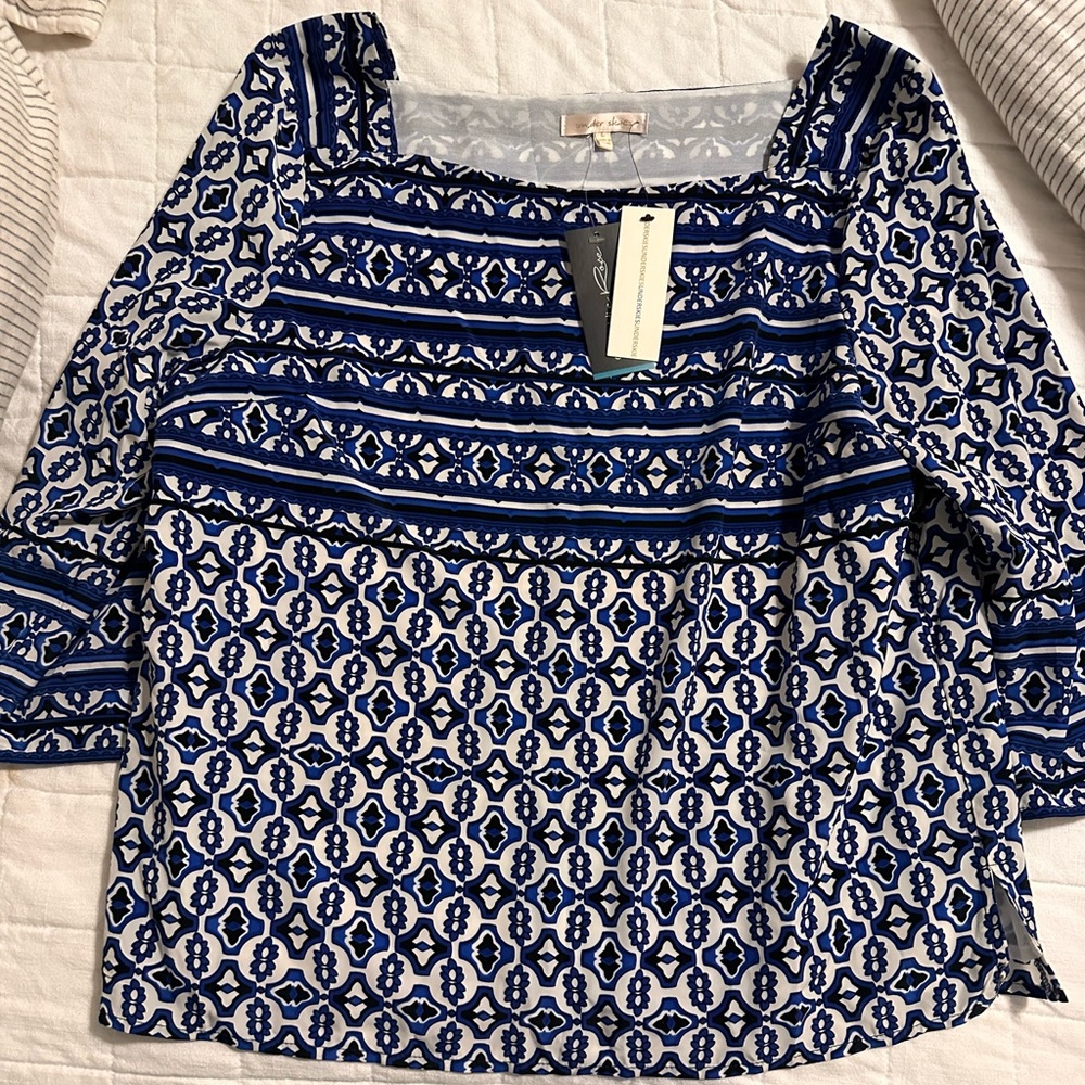 Brand new under skies top!
